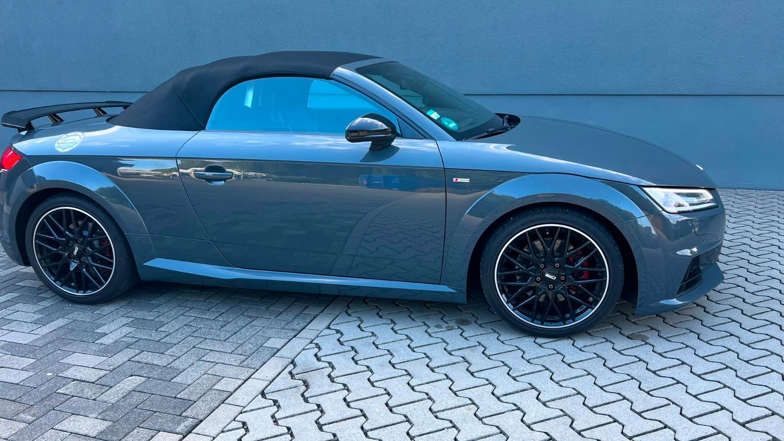Audi TT Roadster 2.0 TFSI