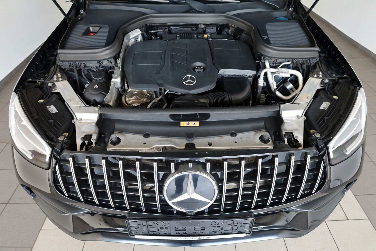 Fahrzeugabbildung Mercedes-Benz GLC 200d AMG Line TLeder,Navi,LED,Night/Park Pak