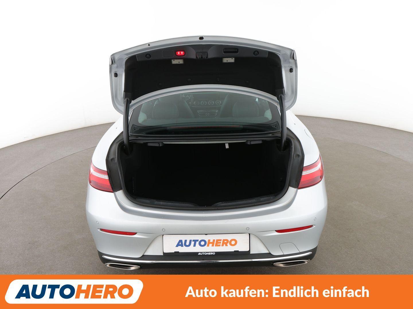 Mercedes-Benz E 300 Avantgarde Aut.*NAVI*PDC*TEMPO*SHZ*