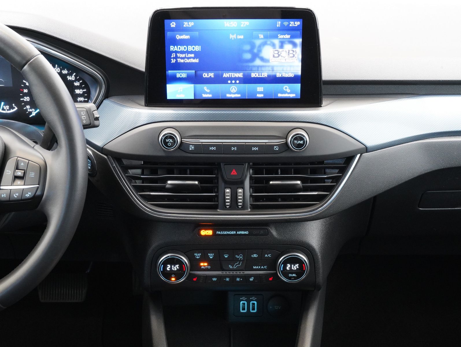 Fahrzeugabbildung Ford Focus Turnier 1.5 EcoBlue Active LED/NAVI/KAMERA