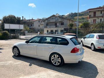 BMW 320 - 5