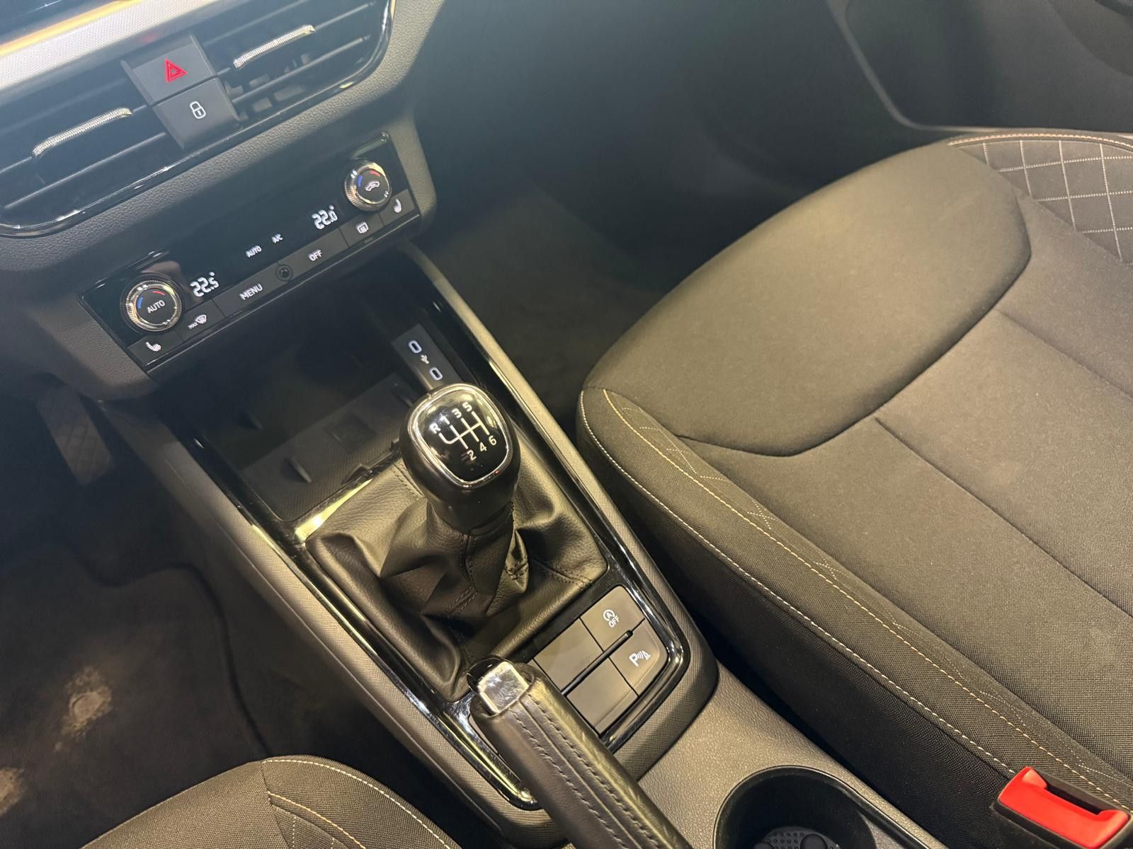 Fahrzeugabbildung SKODA Scala Drive 125 / 1.HAND/8-FACH-BEREIFT/NAVI/LED