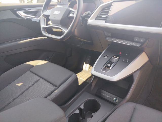 Fahrzeugabbildung Audi Q4 e-tron 55 kWh Brutto advanced