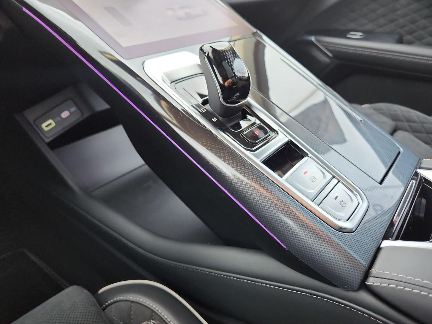 GWM Wey 05 Luxury Anhängerkuppung Sitzkomfort *Volla