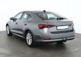 Skoda Octavia 1.5 TSI Style LED Navi Sitzheizung PDC - Skoda Octavia mit Benzin-Antrieb: Limousine, Schaltgetriebe