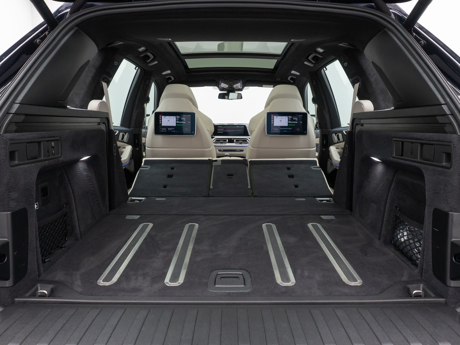 Fahrzeugabbildung BMW X5 M FondEntert NightVision TV SkyLoung MegaVoll