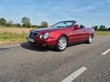 Mercedes-Benz CLK 200 SPORT W208 Automatik  - rote Mercedes-Benz CLK-Klasse