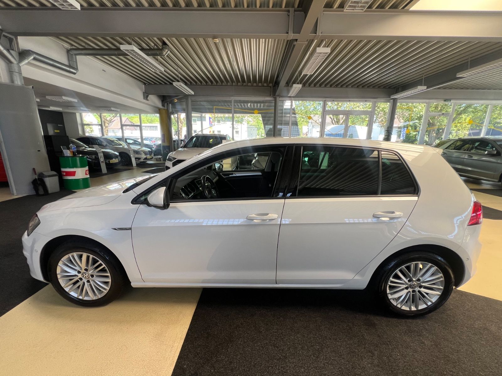 Fahrzeugabbildung Volkswagen Golf VII Lim. Comfortline
