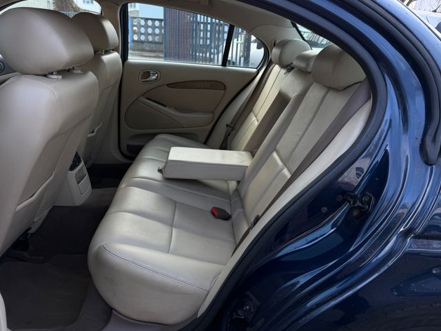 S-Type 2.7 V6 Bild 8