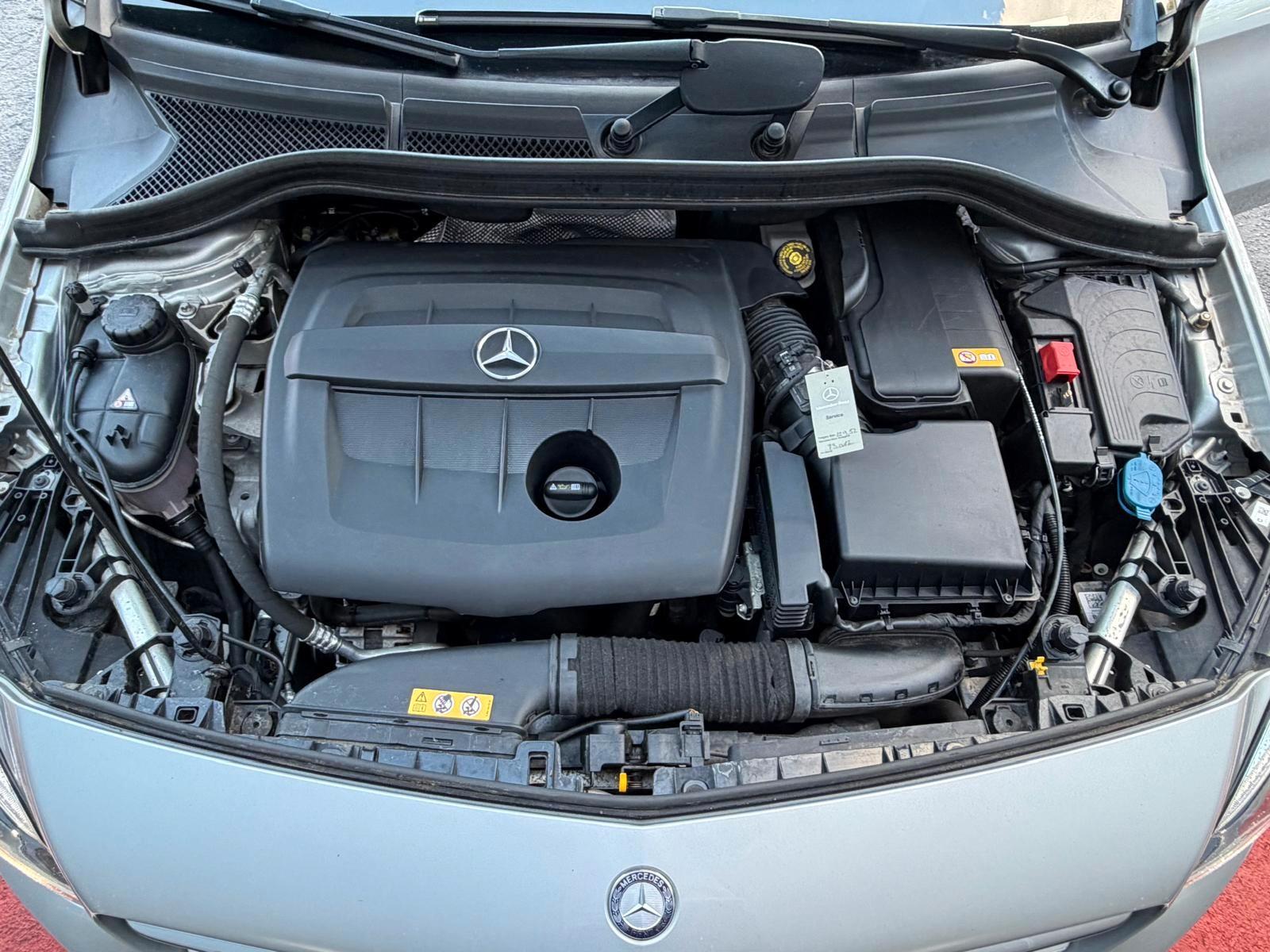 Mercedes-Benz B 180 CDI*Temp*Pano*Navi*Led*PDC