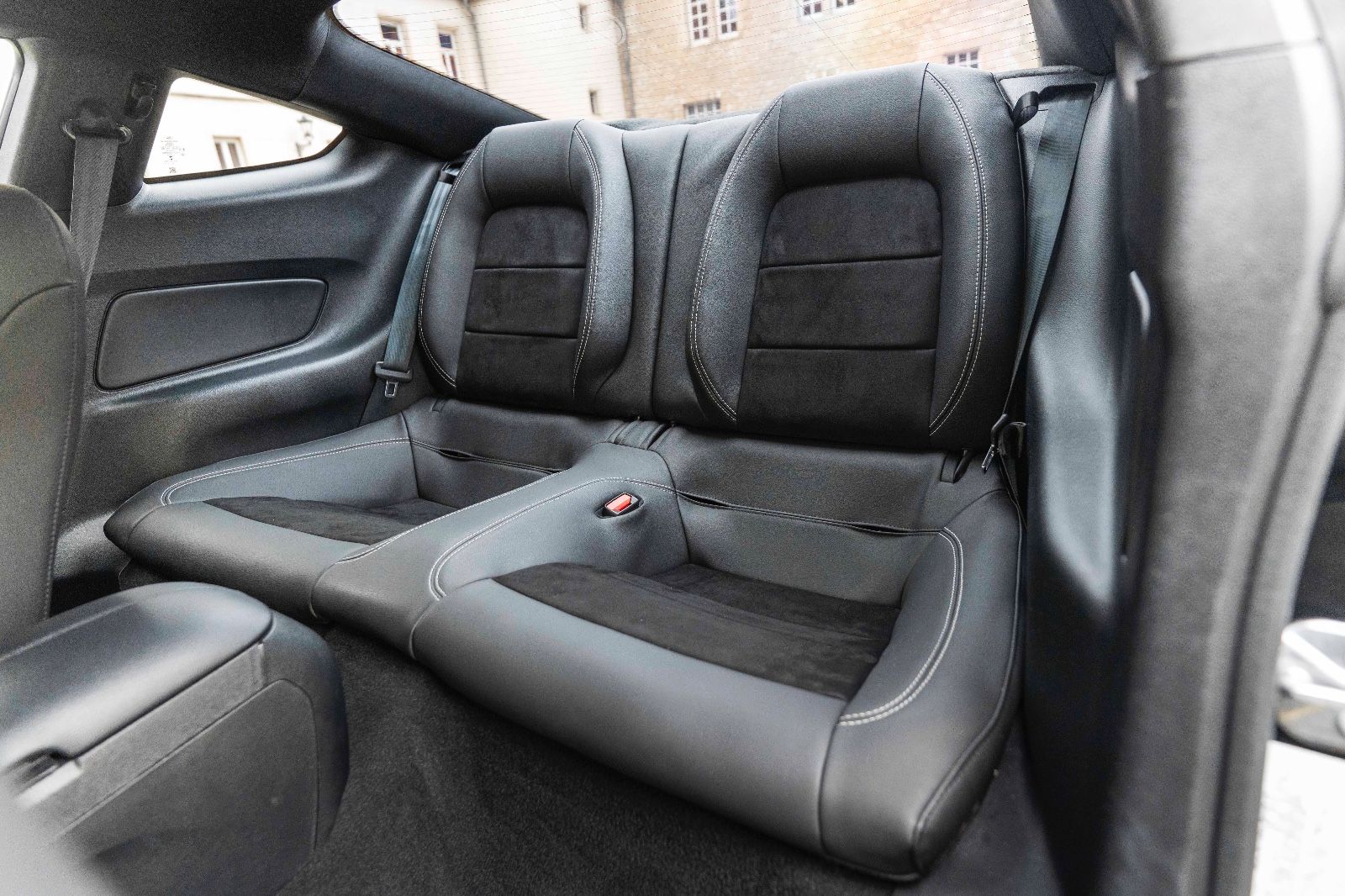 Fahrzeugabbildung Ford Mustang 2,3L Ecoboost LED KAM TOTW SZH ALC