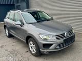 Volkswagen Touareg V6 TDI BMT/Start-Stopp Terrain Tech 4Mot - graue Volkswagen Touareg