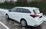 Toyota Auris Touring Sports Touring Sports 1,6-l-D-... - weiße Toyota Auris Touring Sports