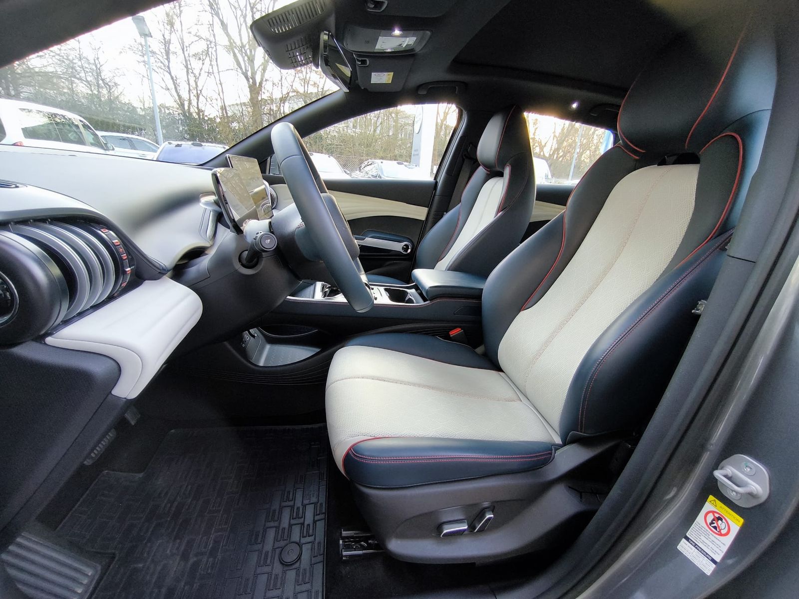 Fahrzeugabbildung BYD Atto 3 Comf PANO+NAVI+LED+SHZ+ACC+360+18"+