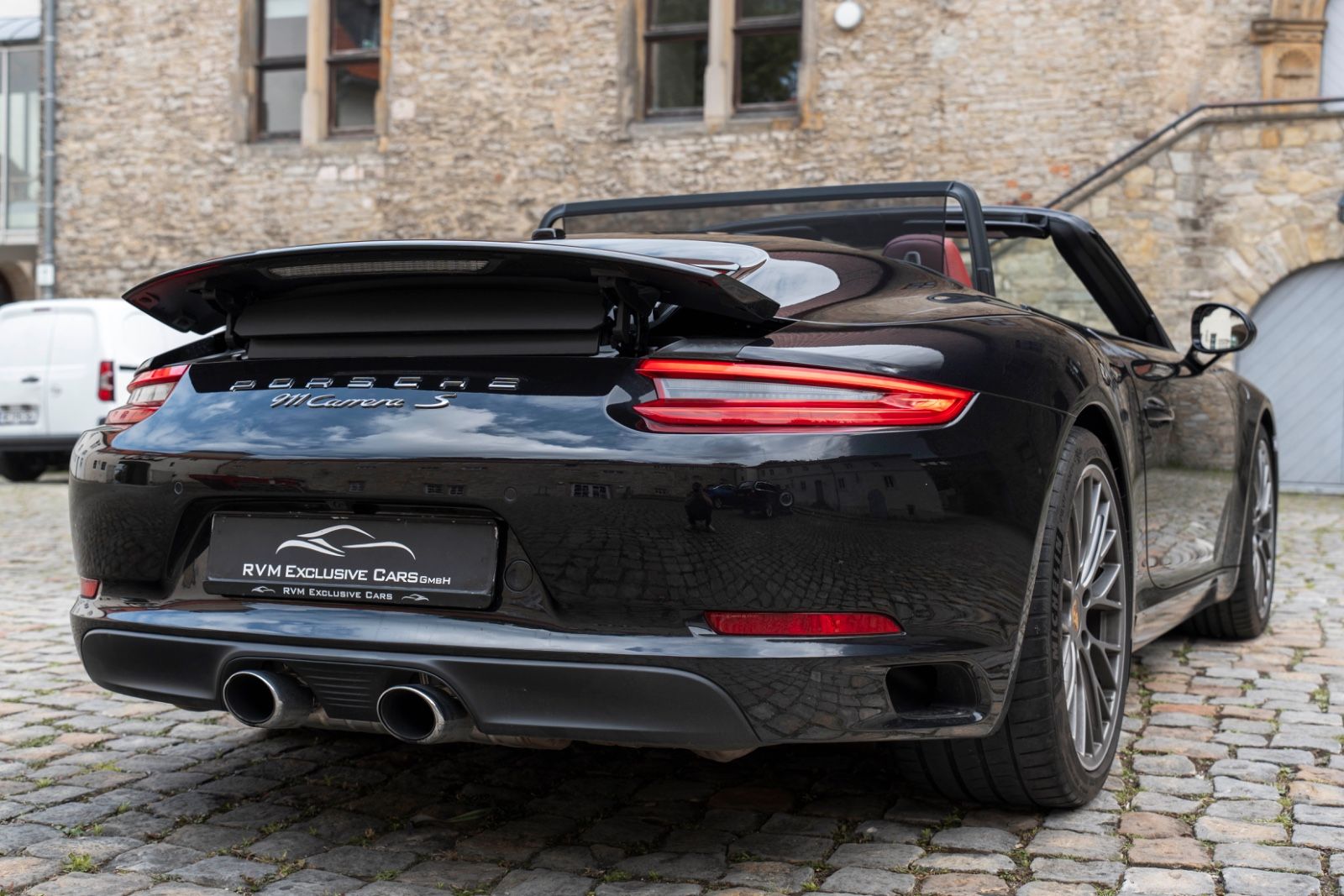 Fahrzeugabbildung Porsche 911 Carrera S Cabrio BOSE PASM TOTW CARPLAY LED