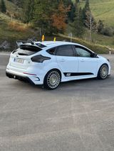 Ford Focus RS Mk3 - Ford Focus: Weiß, RS