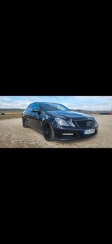 Mercedes-Benz E 63 AMG All Black, tiefer, V8 Bi Turbo  - Mercedes-Benz E 63 AMG: Limousine
