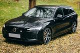 Volvo V60 T8 Polestar Engineered - Volvo V60: Polestar