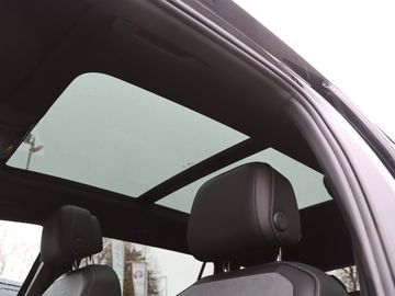 Volkswagen Tiguan Allspace R-Line 4M Black Style 7-Sitze