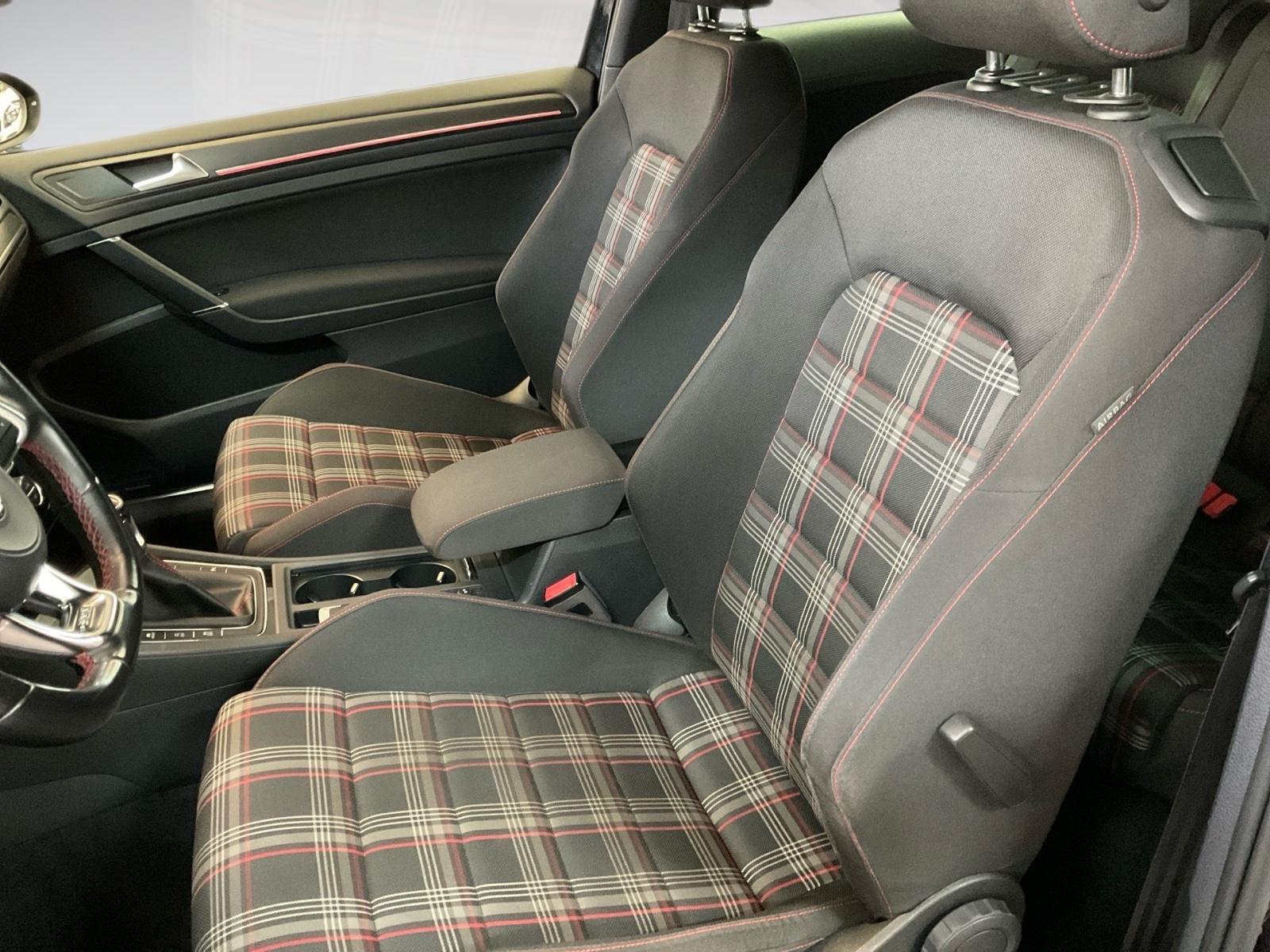 Volkswagen Golf VII GTI Performance, Diff.,Led,Navi,DYNAUD