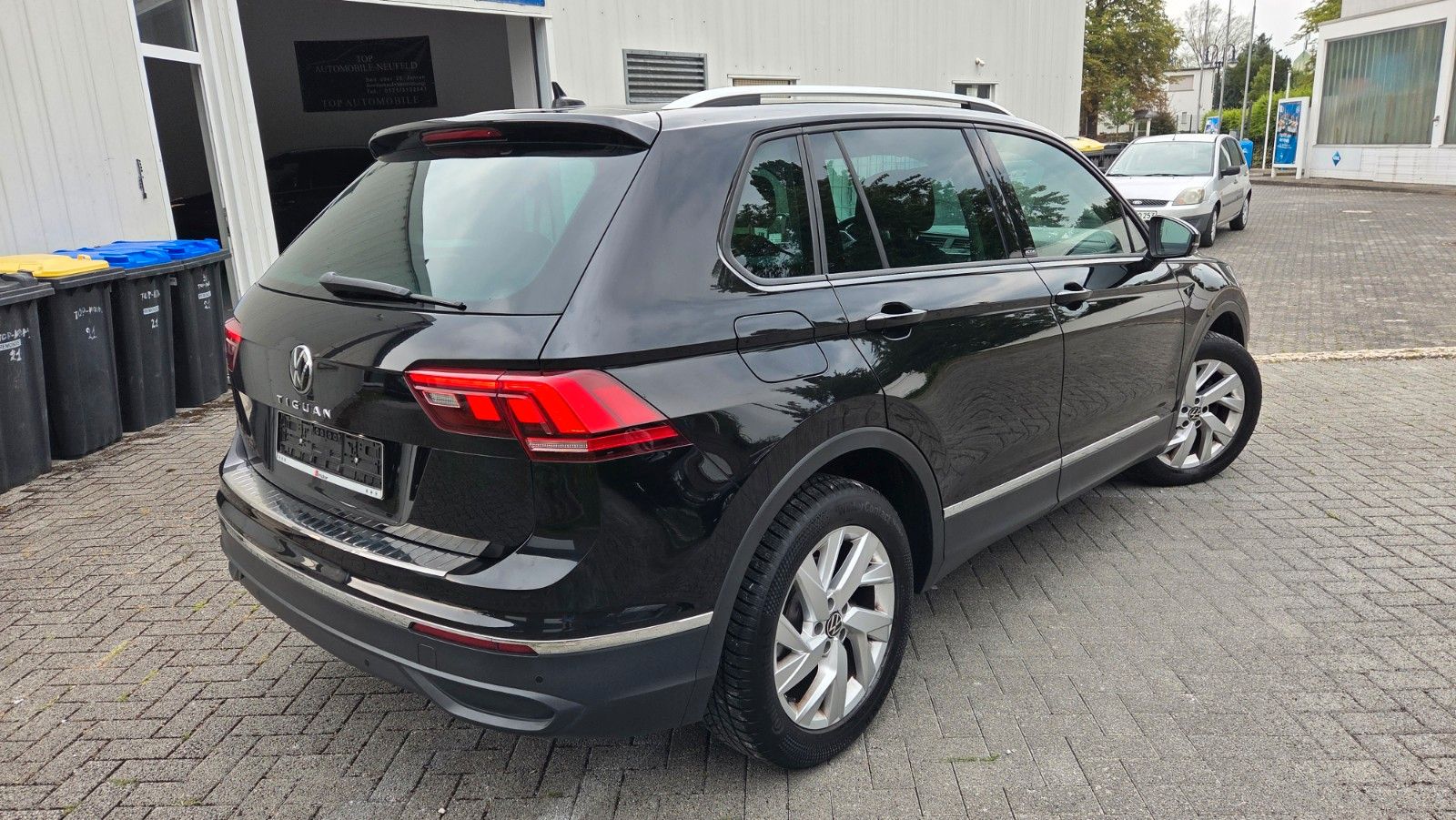 Volkswagen Tiguan Active1.5-150-PS-6G*LED+KAMER+NAV+KLIMMAU foto 2