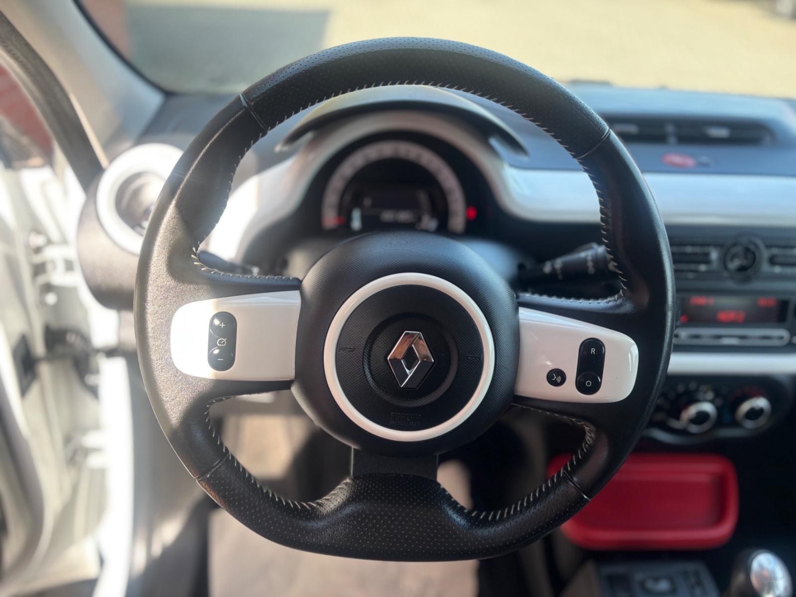 Renault Twingo 1.0 SCe Luxe Klima Sitzhzg. Tempomat PDC