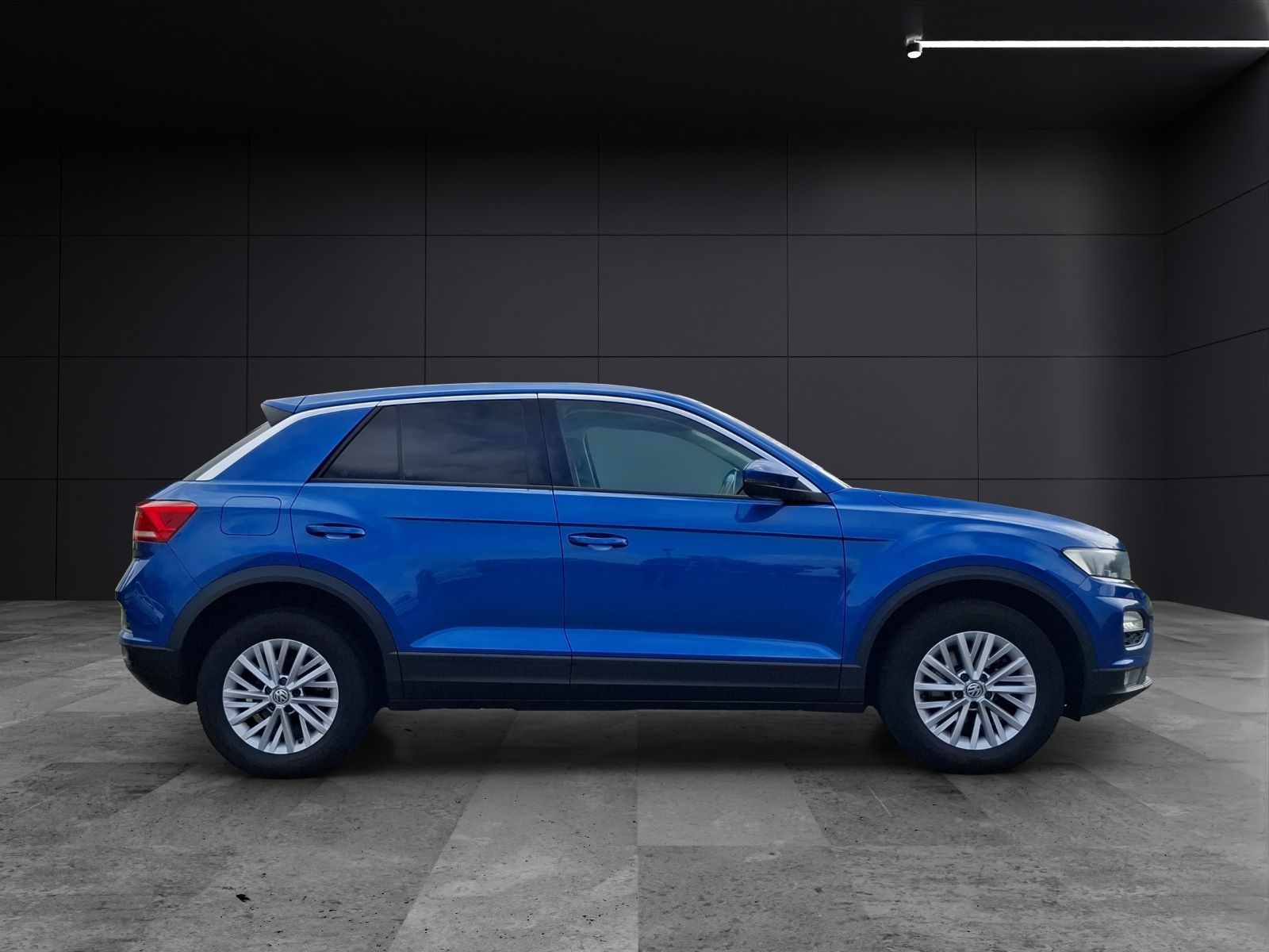 Fahrzeugabbildung Volkswagen T-Roc TSI CarPlay Klima GRA PDC SH LM