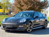 Porsche Panamera 4 *Sport Chrono*20"Turbo*Rentner*1.Hand - graue Porsche Panamera