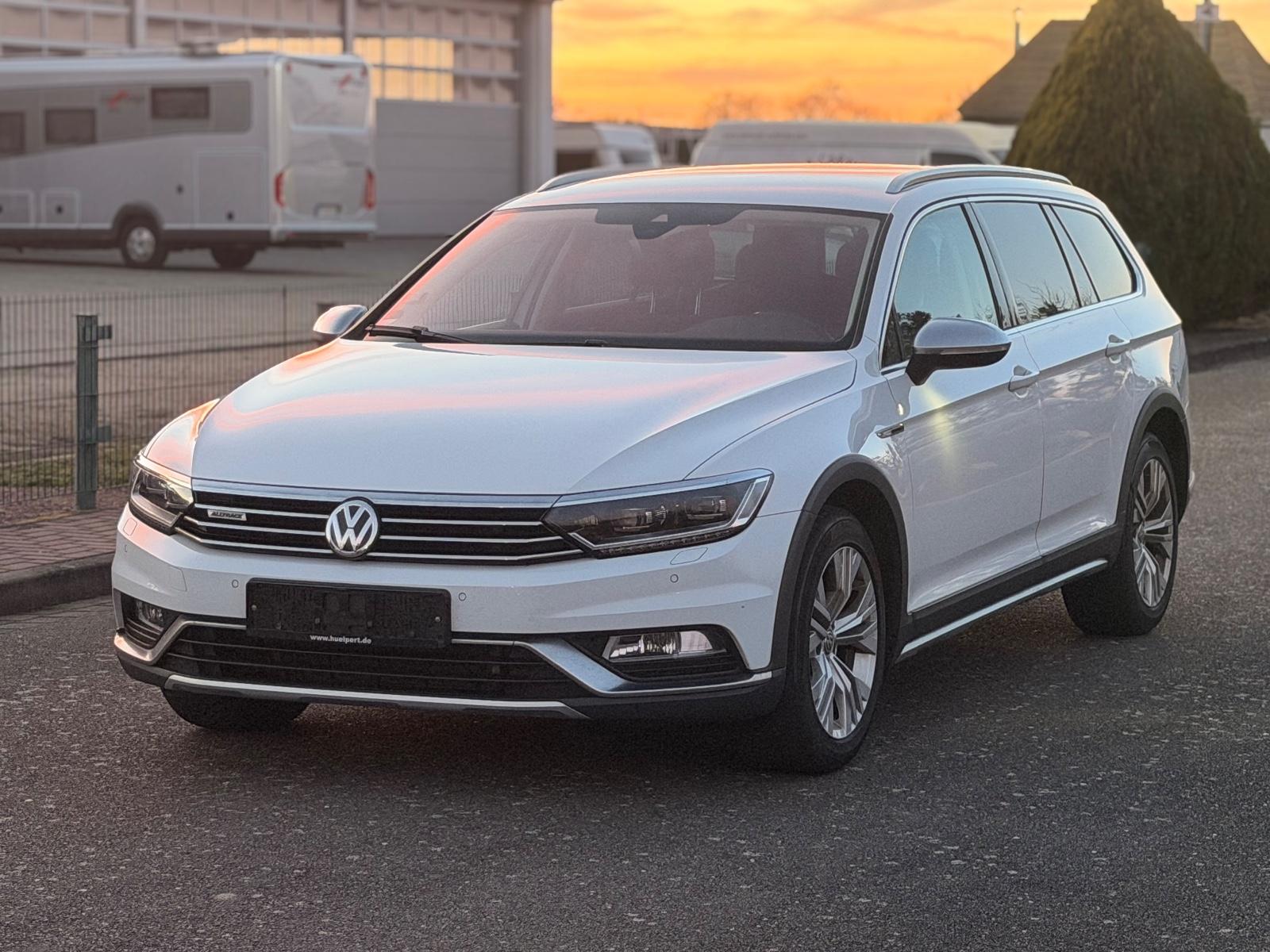 Volkswagen Passat 2.0 TDI Alltrack 4Motion Digital Tüv Neu