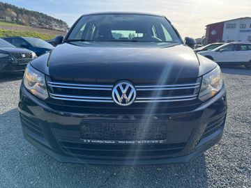 Volkswagen Tiguan - 2