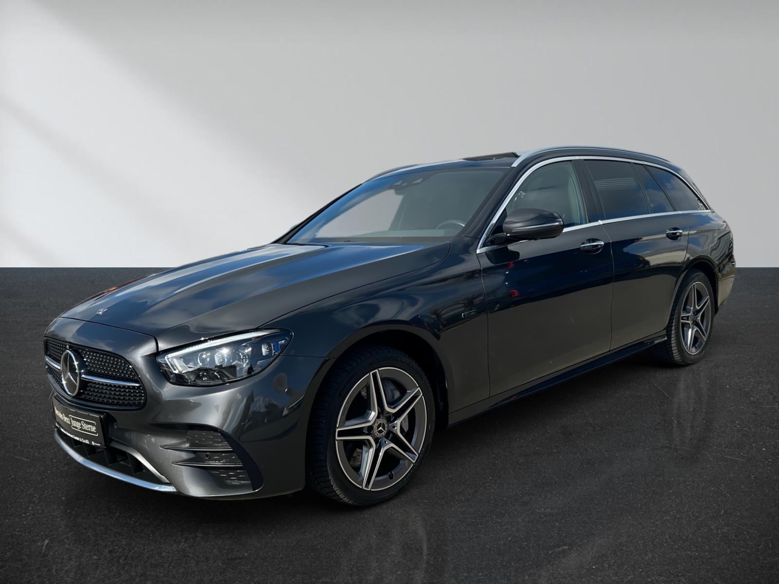 Mercedes-Benz E 300 de 4M T AMG+Distr.+Pano+360°+LED+MBUX+