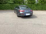 Mercedes-Benz E220d CA  Coupe - Mercedes-Benz 220: 220e