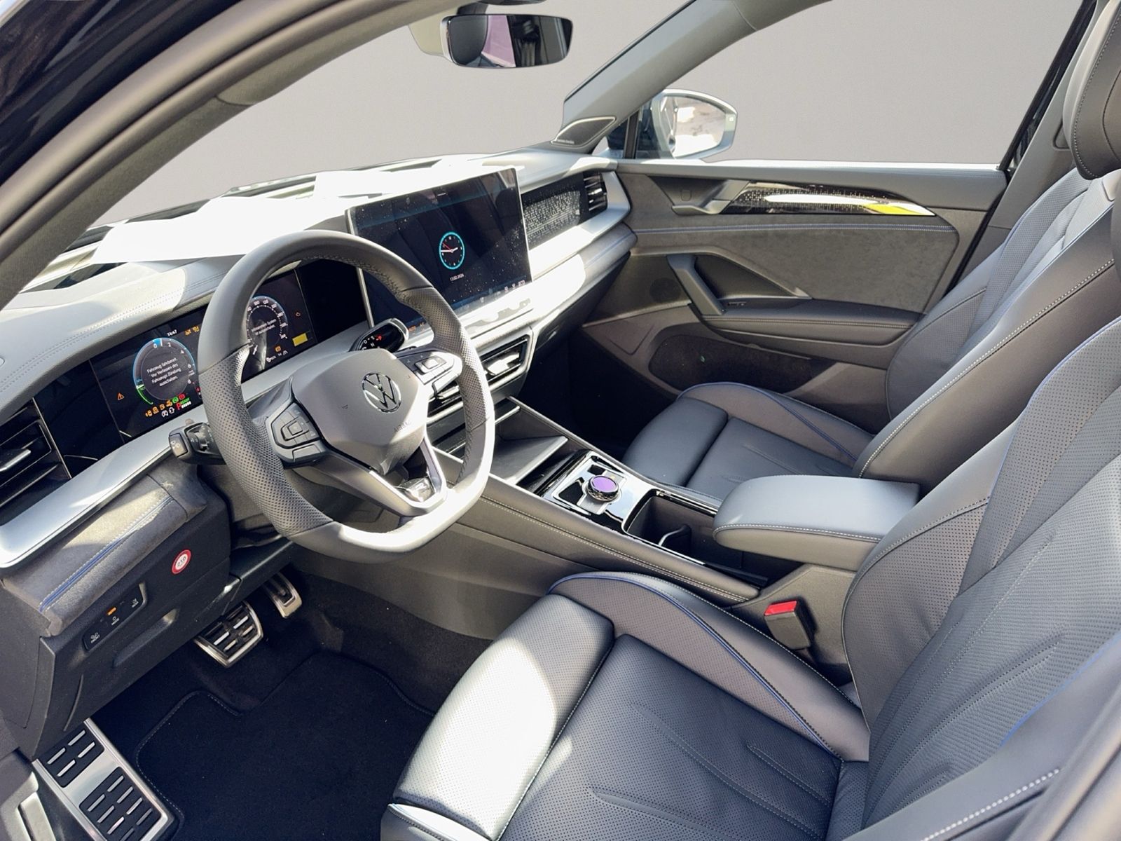 Tayron R-Line 1.5 eHybrid, Harman, Pano, Discove
