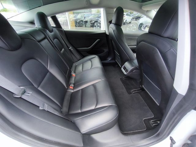Fahrzeugabbildung Tesla Model 3 LR Dual AWD PANO+STDHZ+LED+KAM+NAVI+AHK+