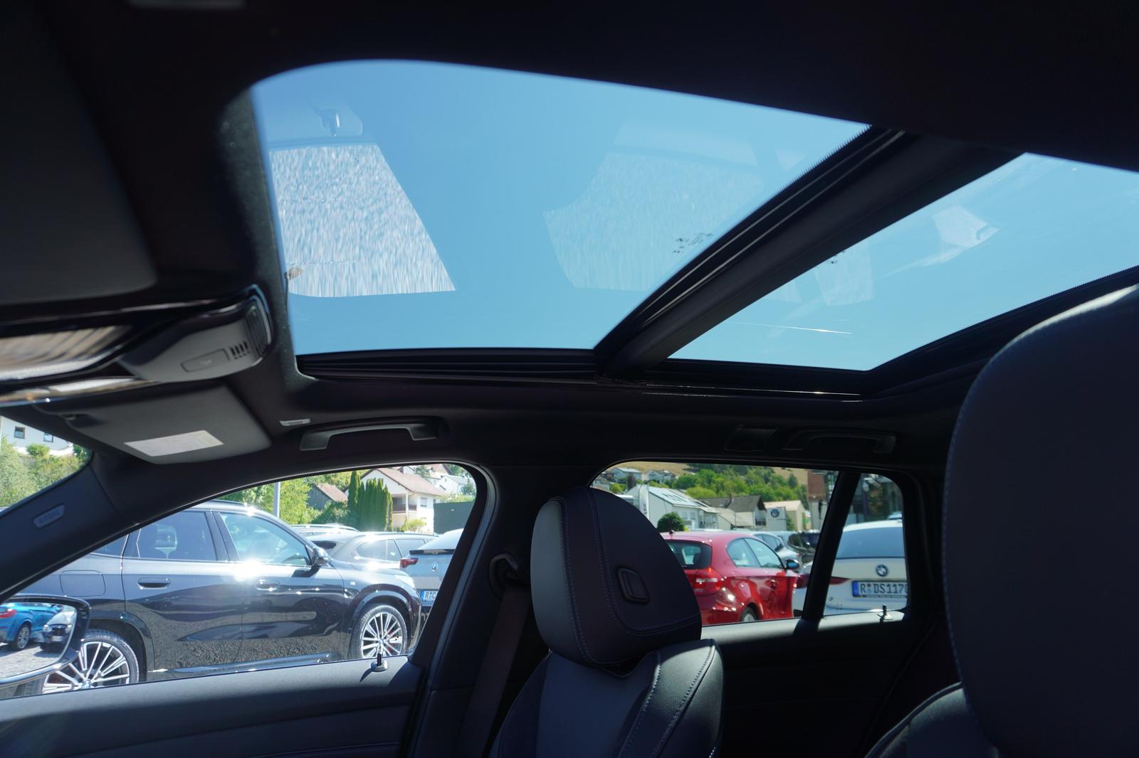 BMW M340i xDrive Touring Glasdach eSitze Harman/Kard
