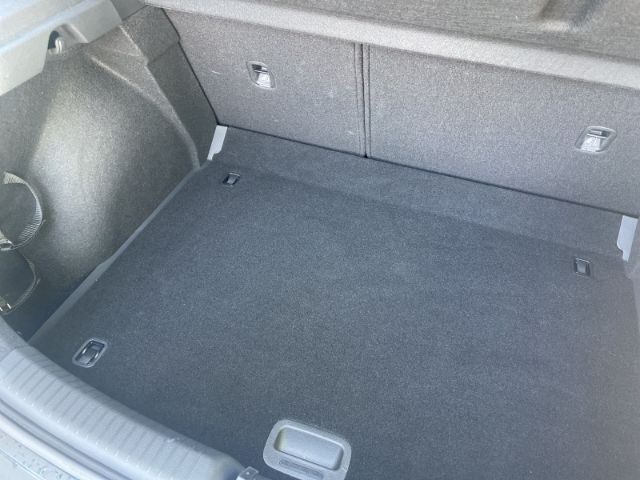 Fahrzeugabbildung Hyundai i30 1.5 T-GDI Mild-Hybrid, Edition 30 Autom. Rüc