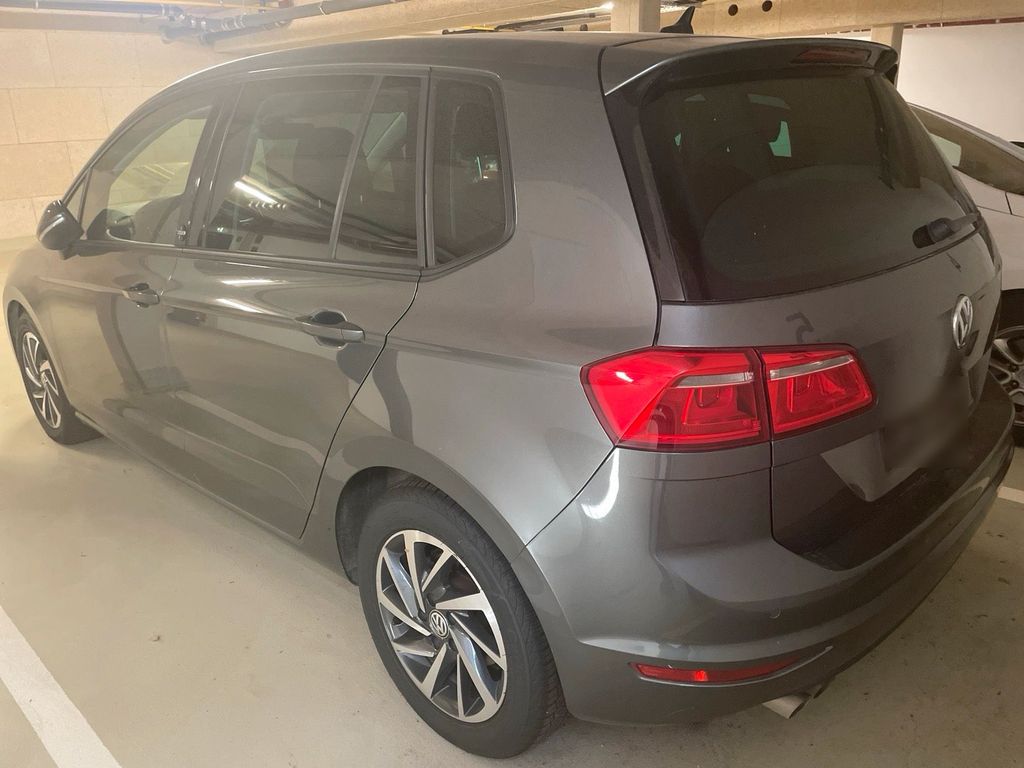 Image of Volkswagen Golf Sportsvan