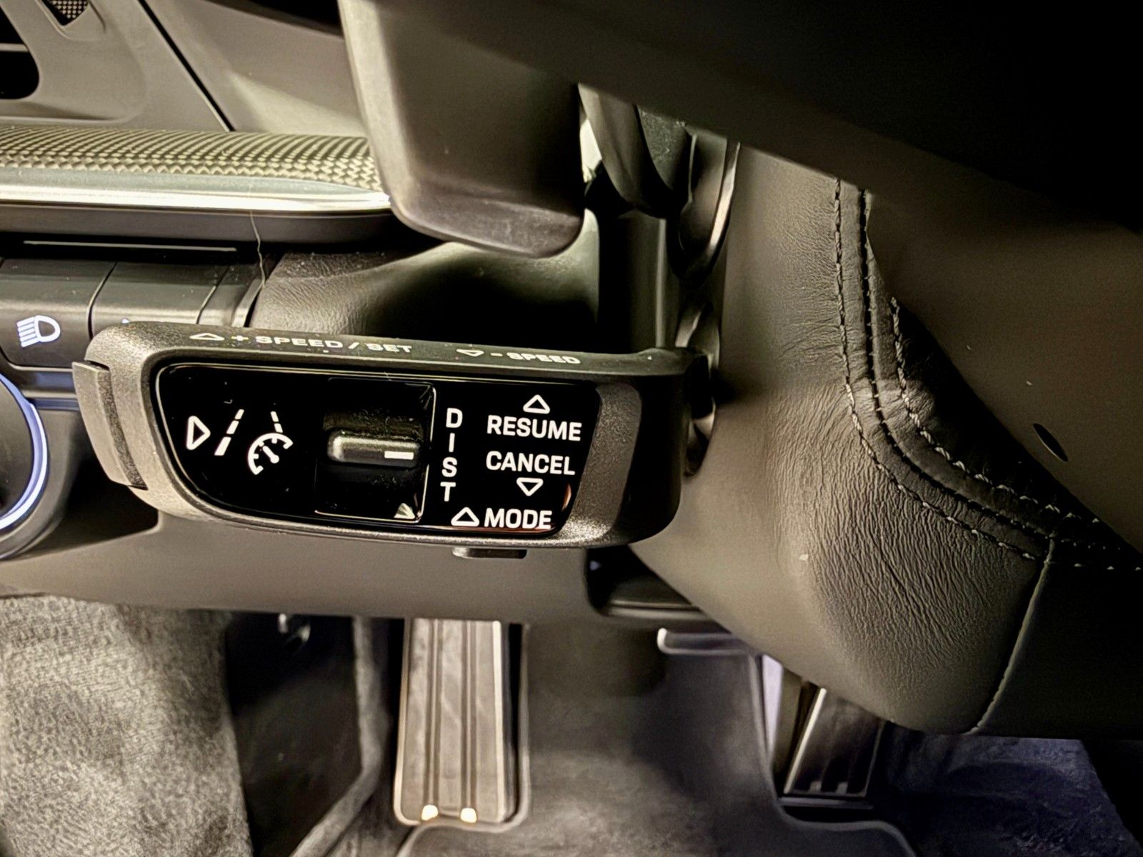 Fahrzeugabbildung Porsche 911 992 Turbo S Cabrio LIFT/InnoDrive/Burmester