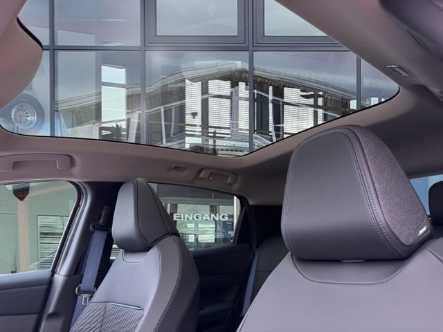 Nissan Leaf Evolve 75 kWh °PANO°HUD°Kamera°Navi°SHZ°
