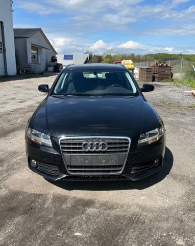 Audi A4 Avant Attraction 2.0 TFSI