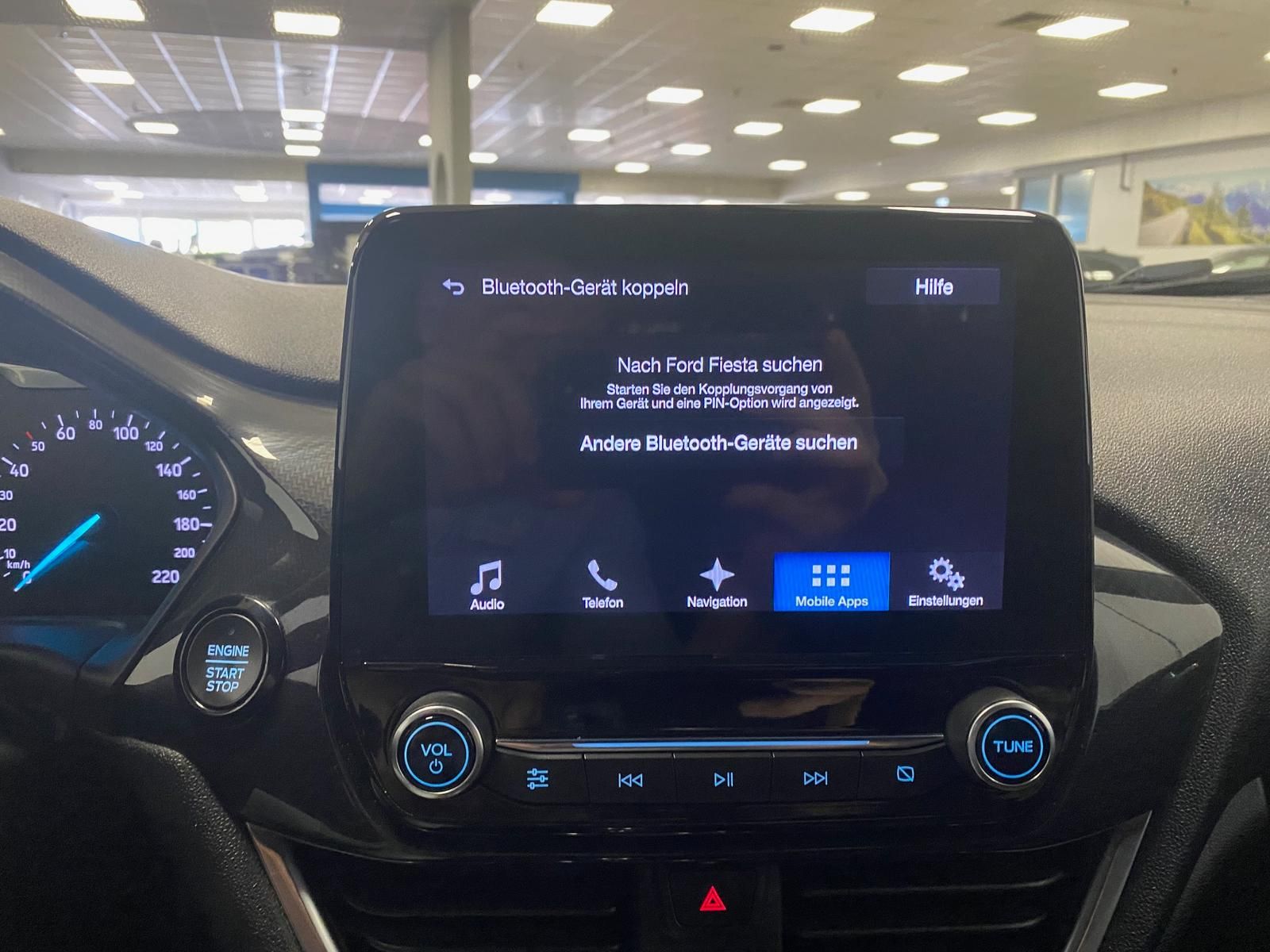 Fahrzeugabbildung Ford Fiesta 1.0 EcoBoost KAT ST-Line APP+KLIMA+RFK+PD