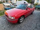 Opel Astra F 1.6i 75ps Stufenheck - Opel Astra: Stufenheck