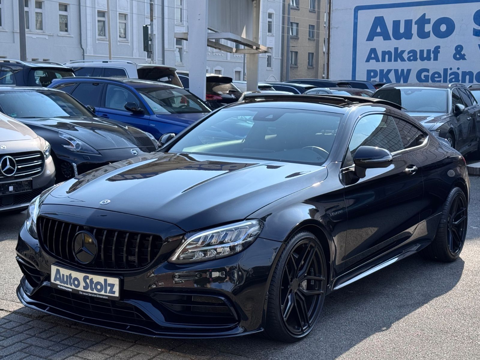 MERCEDES-BENZ C 63 AMG Coupe NIGHT-PAKET,PANORAMA,20"LM