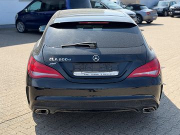 Mercedes CLA 200 Shooting Brake - 9