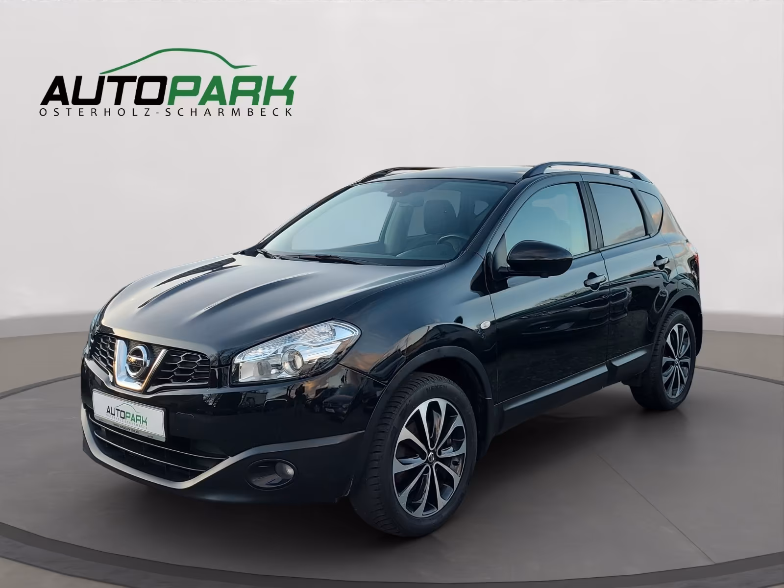 Nissan Qashqai 1.6 360° 4x2 | Pano | 1. Hand | Leder |