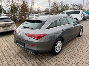 Mercedes CLA 200 Shooting Brake - 4