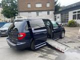 Chrysler Grand Voyager Limited 2,8 el. Rollstuhlrampe - Chrysler Grand Voyager Gebrauchtwagen