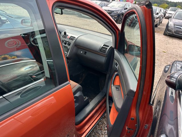 MYAUTOCENTER – Gebraucht- und Jahreswagen mit Werkstattservice in Pfaffenhofen Volkswagen Touran CrossTouran *TÜV 032027*KLIMA*