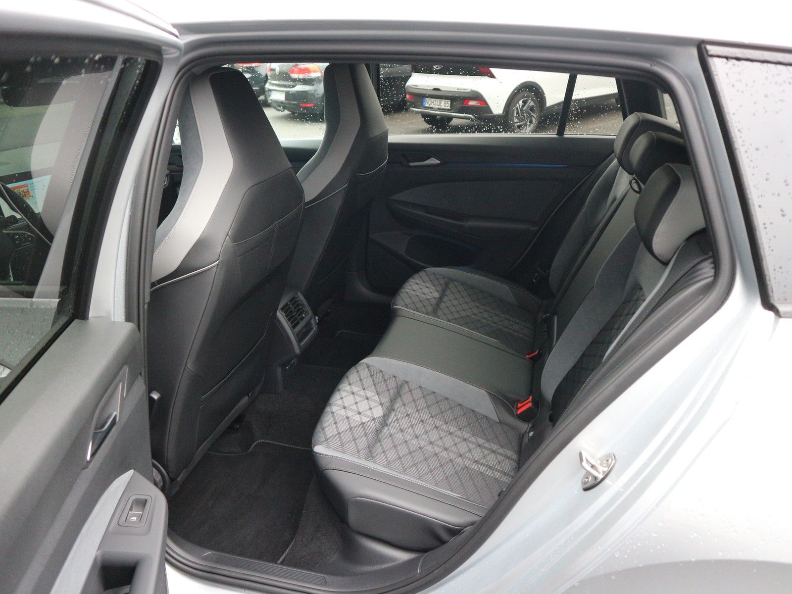 Volkswagen Golf - Bild 8
