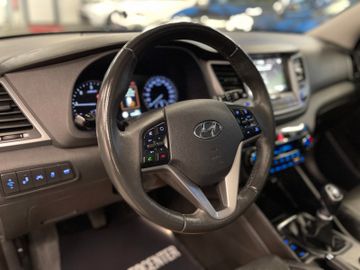 Hyundai Tucson Premium 4WD *AHK*KAMERA*NAVI*PANO*LEDER*